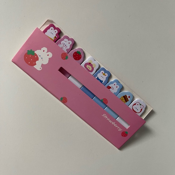 4 for $20 Kawaii Memo Flags ❤️🥰 - Picture 9 of 12